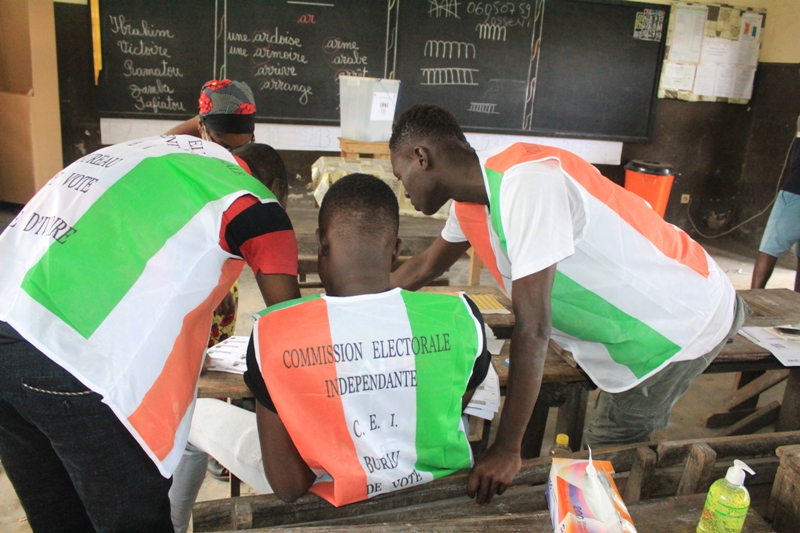 Législatives ivoiriennes: les cartes d’électeurs distribuées du 20 au 27 février