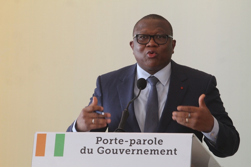 Côte d’Ivoire: « maintenu », le dialogue politique reprend jeudi (officiel)