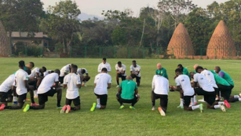 Les Lions du Sénégal poursuivent leur préparation pour la Can malgré les problèmes.