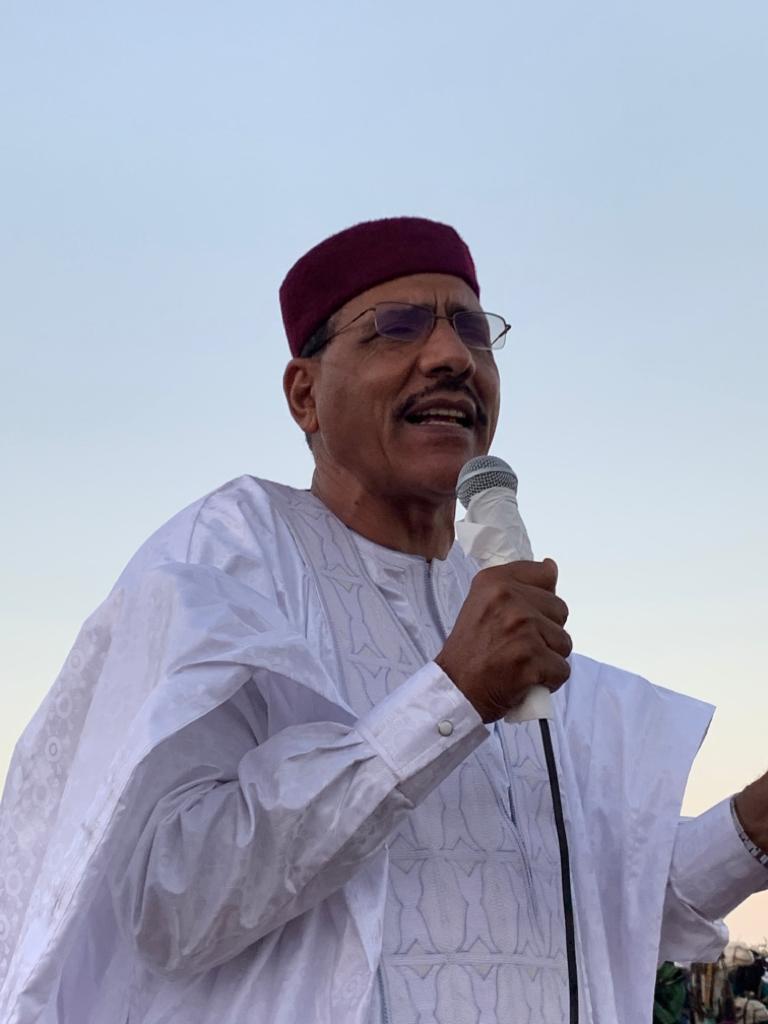 Niger: Bazoum retouche son gouvernement