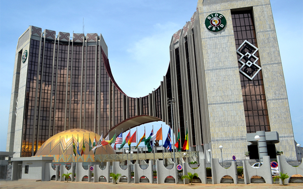 GIABA : MAM CHERNO JALLOW PREND LES COMMANDES ET PROMET DE RENFORCER L’EFFICACITÉ DE L’INSTITUTION