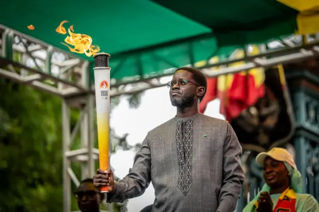 JOJ Dakar 2026 : la flamme olympique lance le compte à rebours vers les premiers Jeux olympiques en Afrique