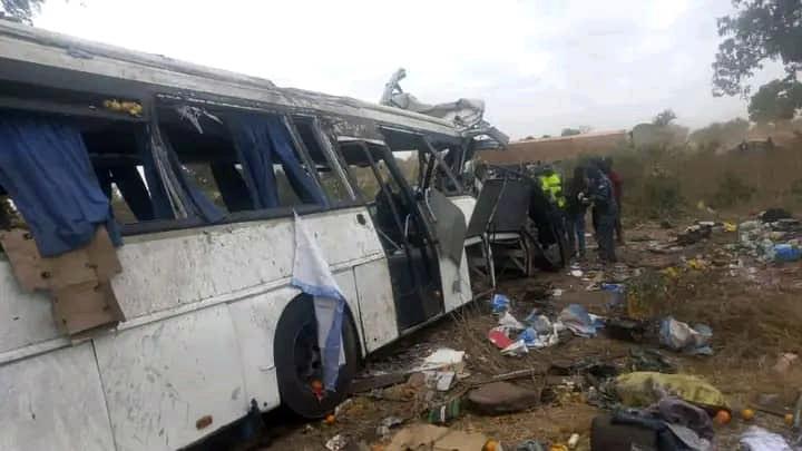 13 Morts et des dizaines de blessés dans un accident de Bus